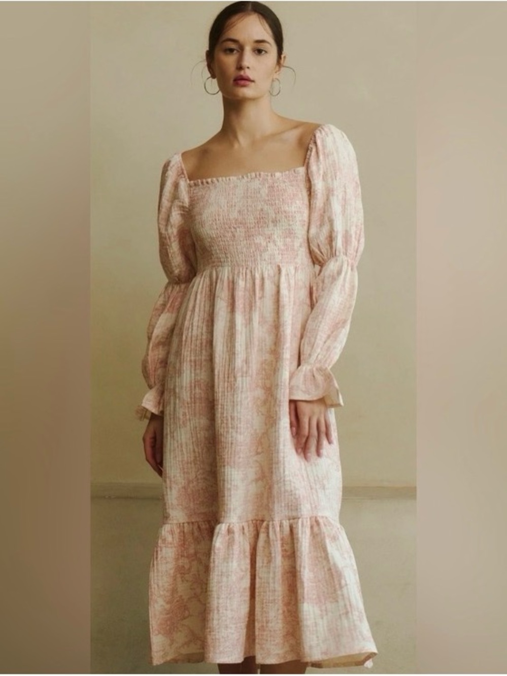 Nothing fits but Yuki dress pink and cream/white